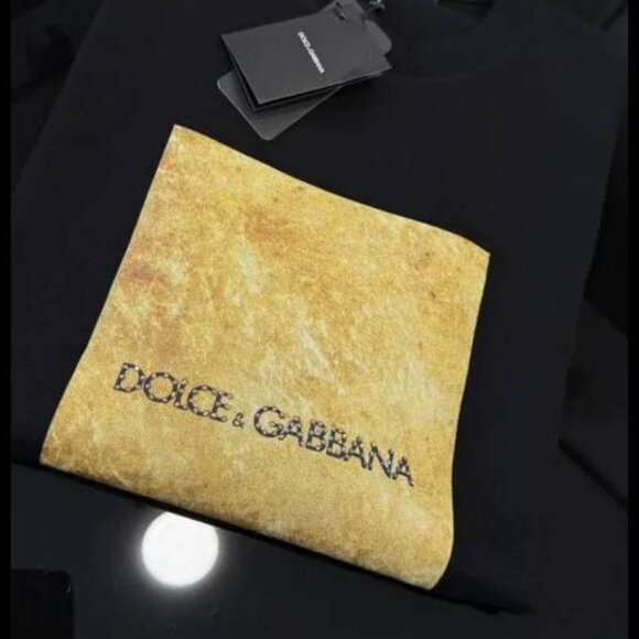 Dolce Gabbana Tee - Picture 2 of 2